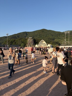 ad739d01-7027-4d5b-9f25-caa56b1bd81e